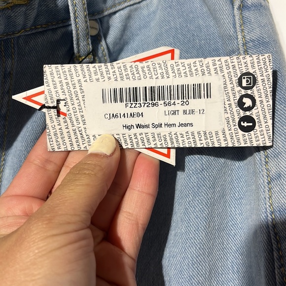 NEW Boohoo Light Blue High Waist Split Hem Denim Jeans Size 8 - Picture 8 of 12